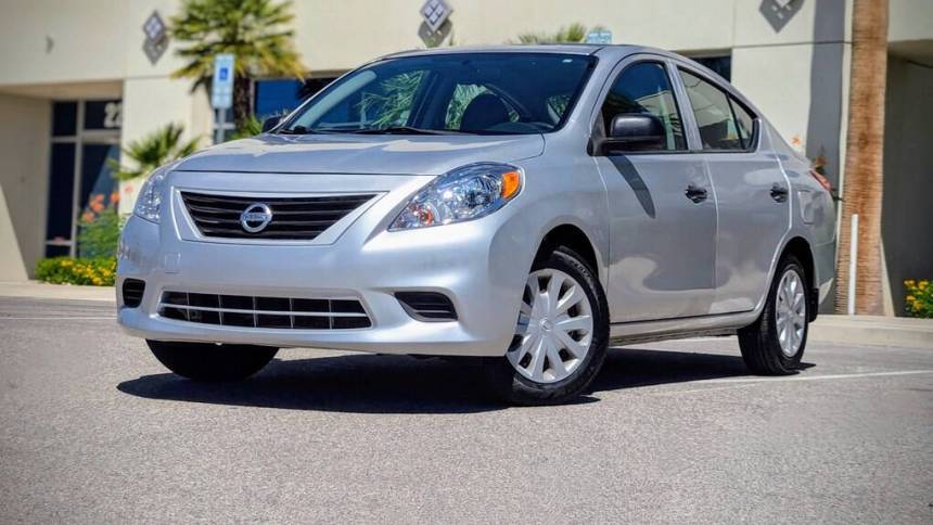 2013 nissan versa
