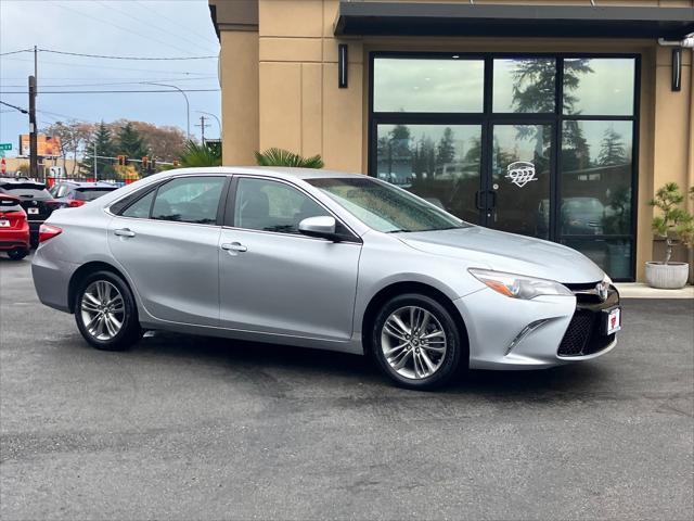 2017 toyota camry se