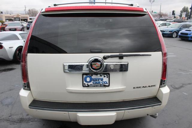 2008 cadillac escalade base