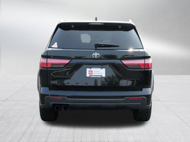 2023 toyota sequoia base