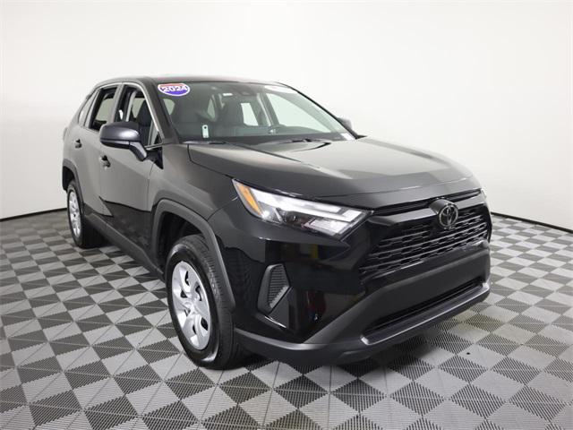 2024 toyota rav4 le