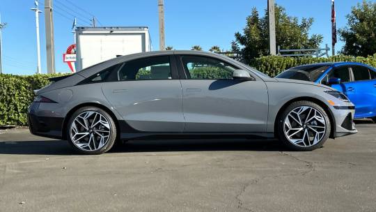 2025 Hyundai IONIQ 6