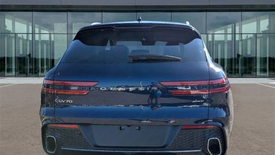 2025 Genesis GV70