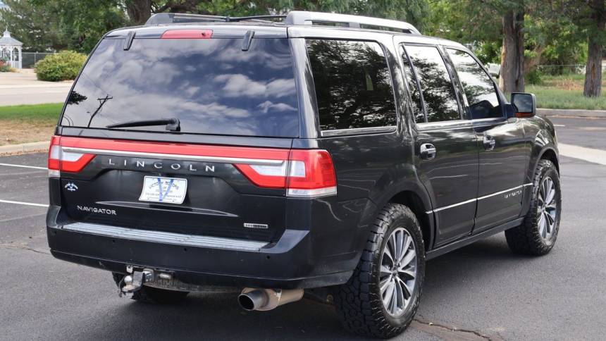 2015 lincoln navigator base