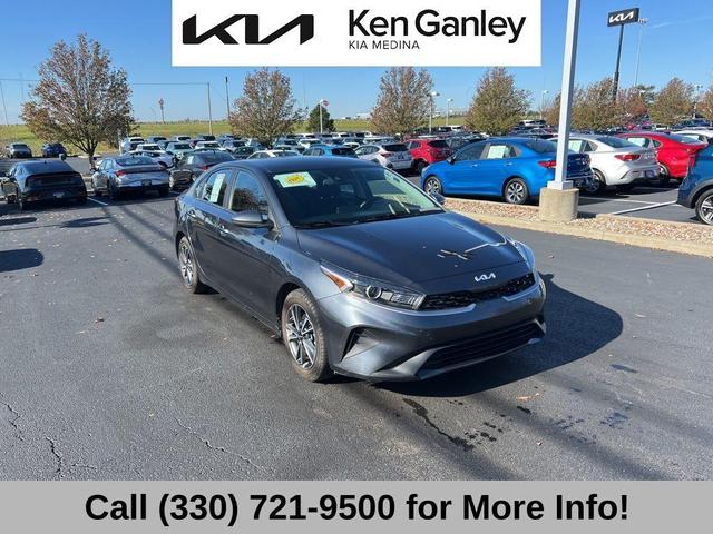 2022 kia forte lxs