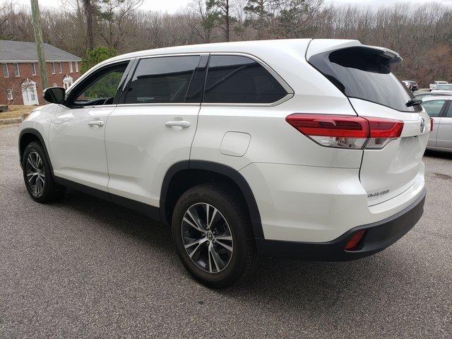 used 2019 toyota highlander le florence, sc 29501 for sale in florence, south carolina