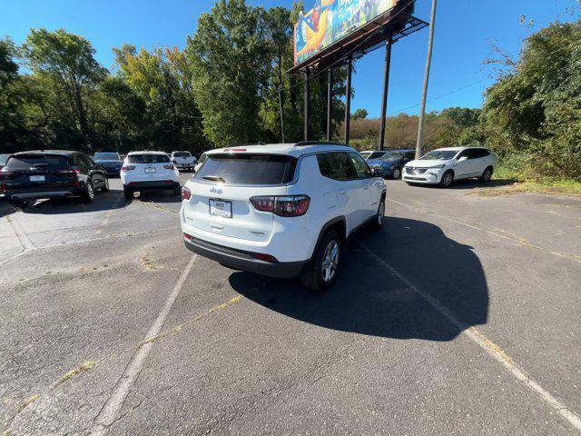 2023 jeep compass latitude