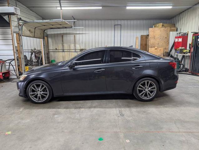 2008 lexus is 250