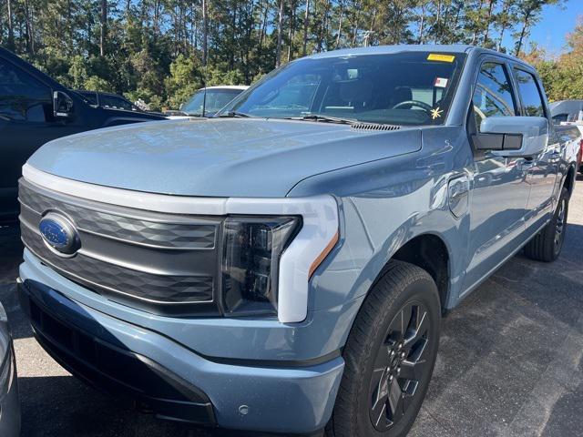 2023 ford f-150 lightning lariat