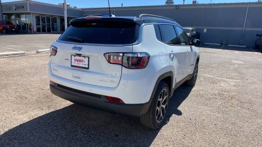 2025 Jeep Compass