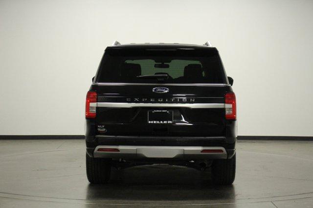 2023 ford expedition xlt