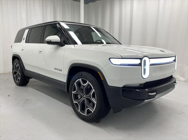 2025 rivian r1s adventure