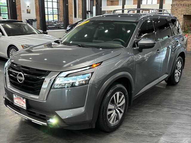2022 nissan pathfinder sl