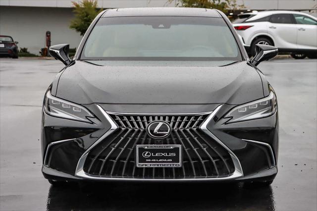 2023 lexus es 300h ultra luxury