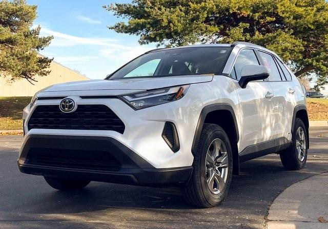 2024 toyota rav4 hybrid xle