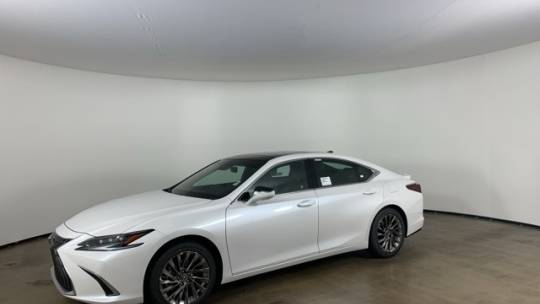 2025 Lexus ES