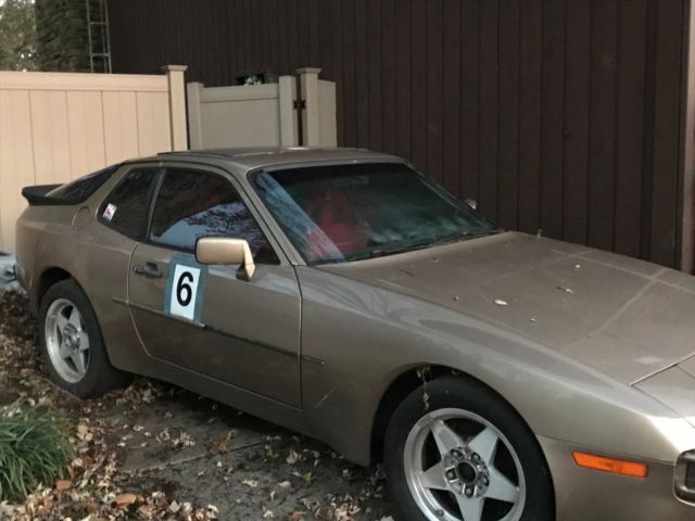 1983 porsche 944 track car project