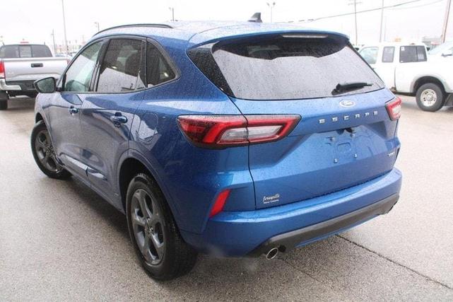 2023 ford escape st-line select