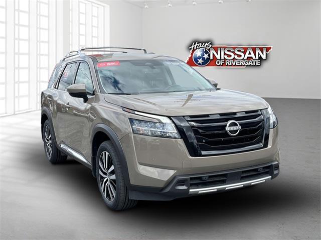 2023 nissan pathfinder platinum