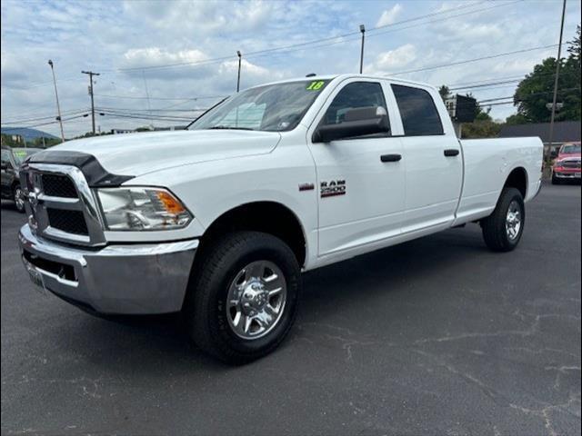 2018 ram 2500 tradesman crew cab 4x4 8' box