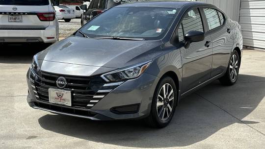 2024 Nissan Versa 1.6 s