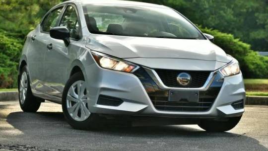 2020 nissan versa s
