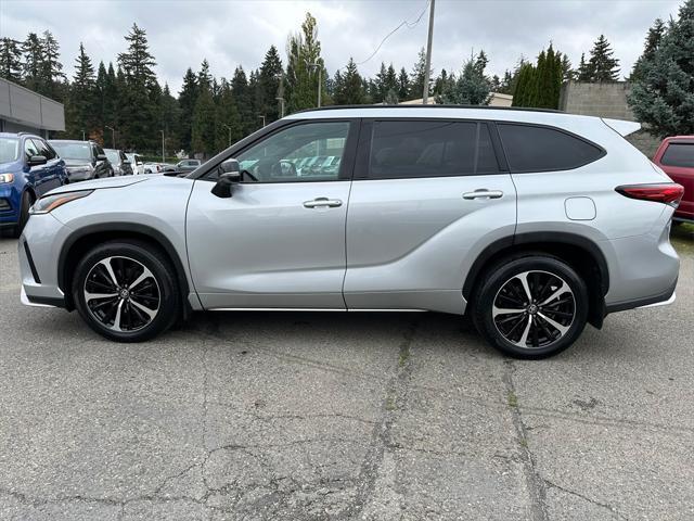 2022 toyota highlander xse