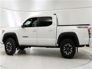 2022 Toyota Tacoma sr v6