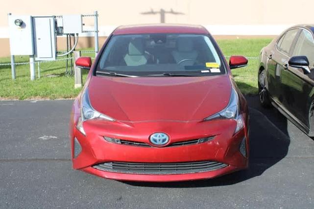 2018 toyota prius three
