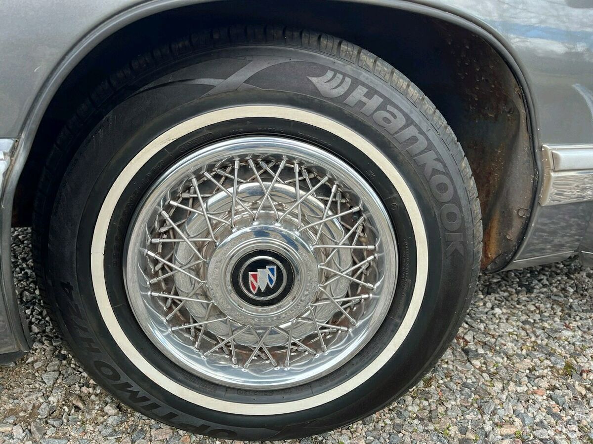 1992 buick roadmaster sedan grey limited