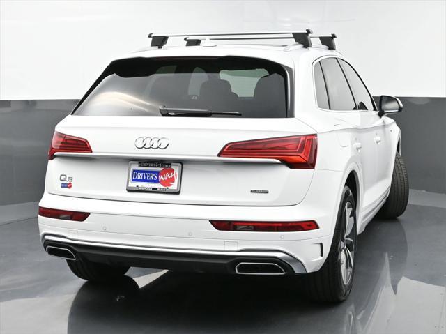 2022 audi q5 45 s line premium