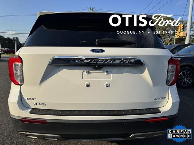 2021 ford explorer xlt