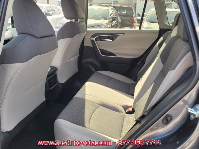 2022 toyota rav4 xle