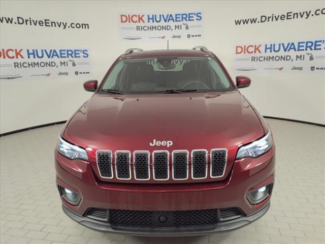 2021 jeep cherokee latitude lux