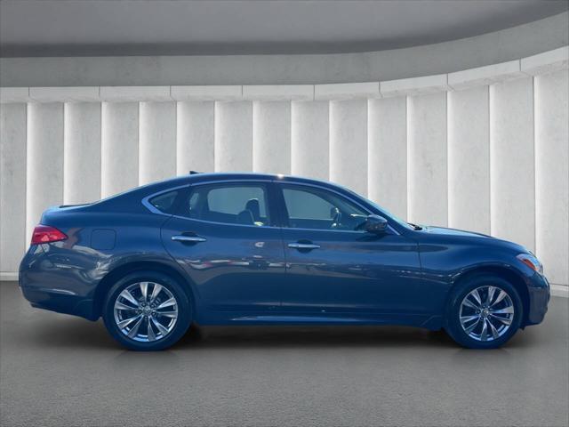 2011 infiniti m37x base