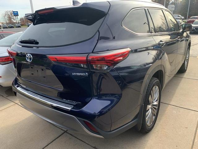 2021 toyota highlander hybrid platinum
