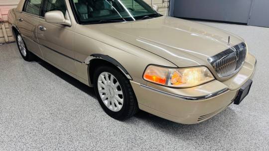 2006 Lincoln Town Car