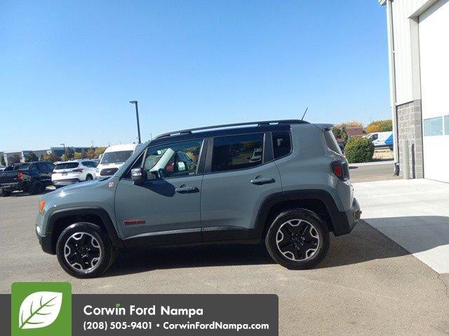 2017 jeep renegade trailhawk