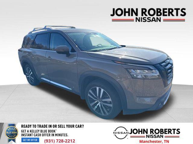 2023 nissan pathfinder platinum