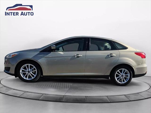 2016 ford focus se