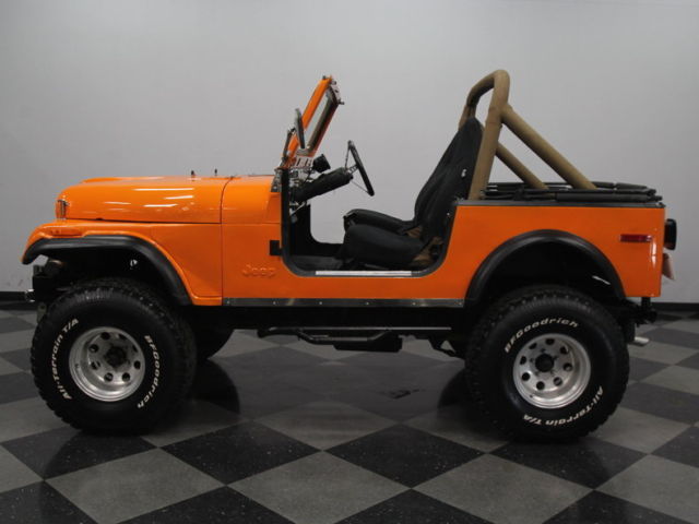 rugged, 350 v8, auto, pwr front discs, soft top, fun 4x4 at value price!
