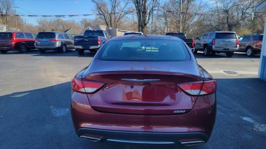 2015 Chrysler 200