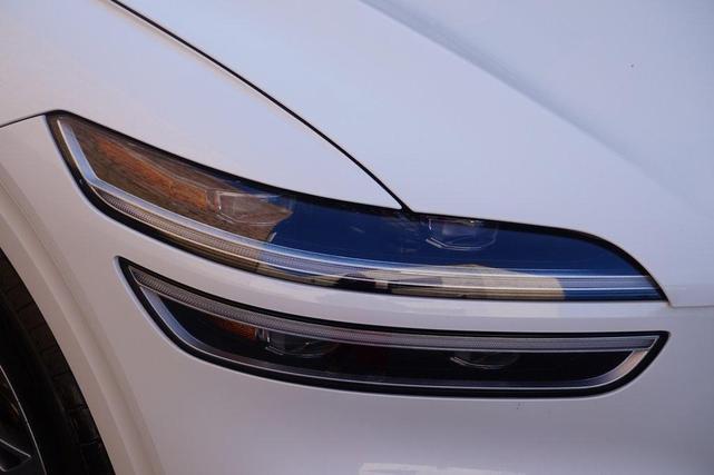 2024 genesis gv70 2.5t