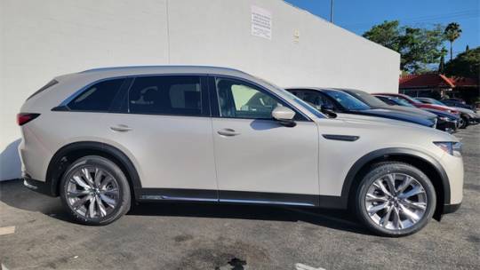 2024 Mazda CX-90