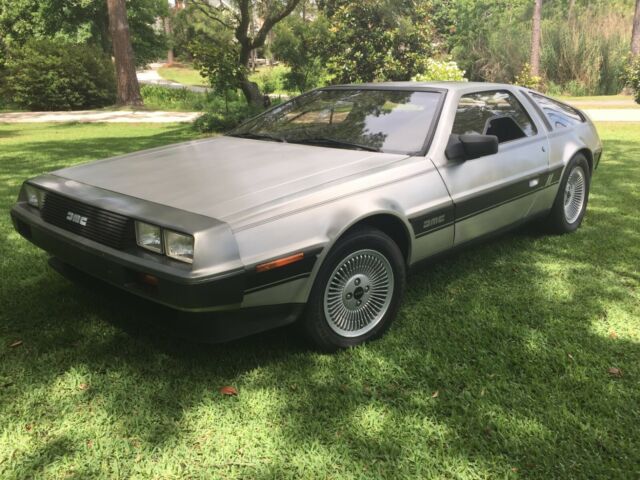 1981 delorean dmc 12 -two owners- 25k-all dmc service history since 7,800 miles!
