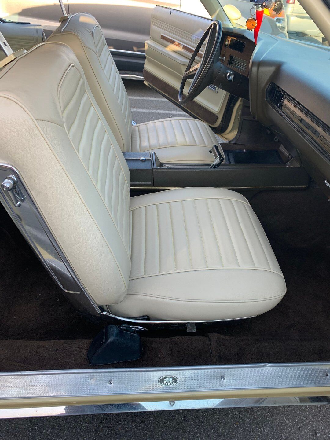 1973 buick riviera 1973 buick riviera 69k miles /new paint&interior