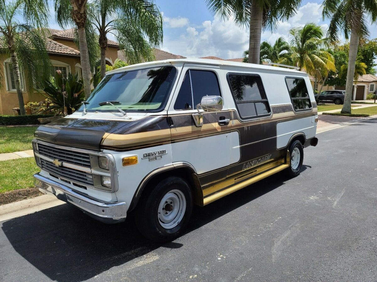 1983 chevrolet g20 van white rwd automatic