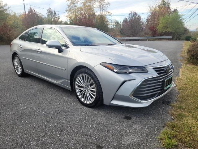 2020 toyota avalon limited