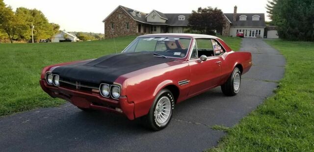 1966 oldsmobile 442 originally 400/4 speed/ tri power