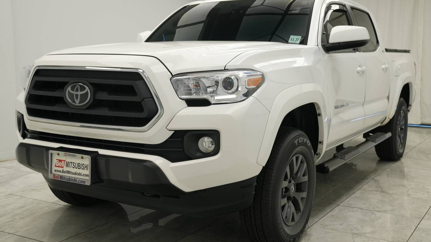 2023 toyota tacoma